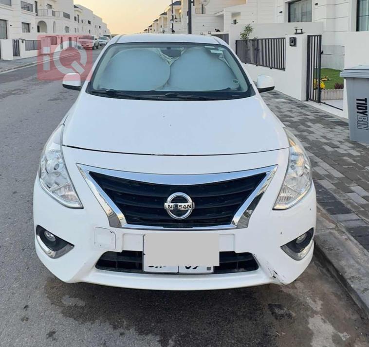 نیسان سەنی